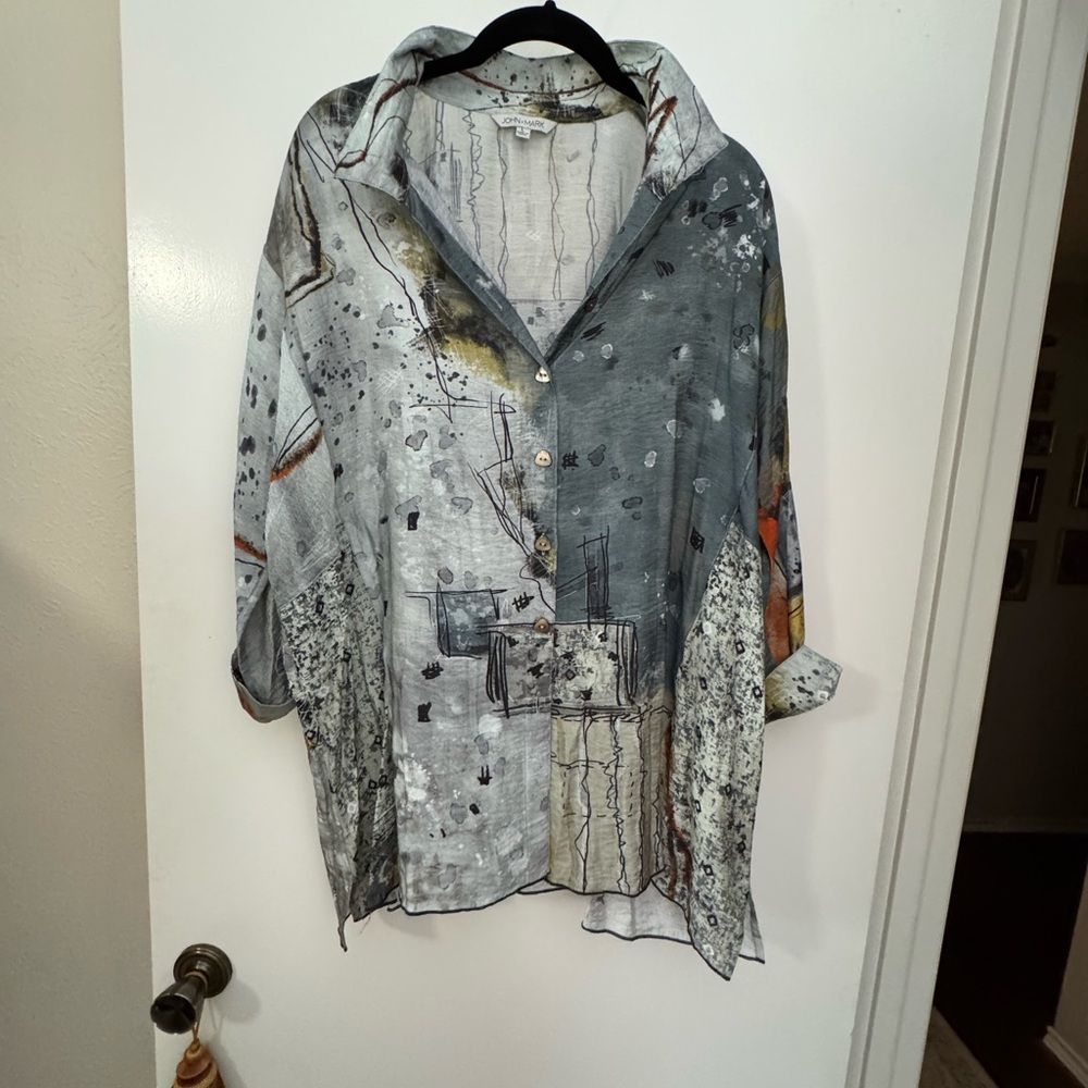 John Mark Casual Gray and Black Button Down Shirt. No tags but never worn, new